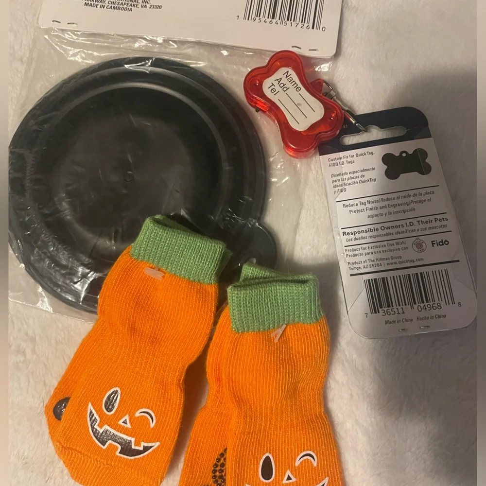 Dog Items- 7 Total items.